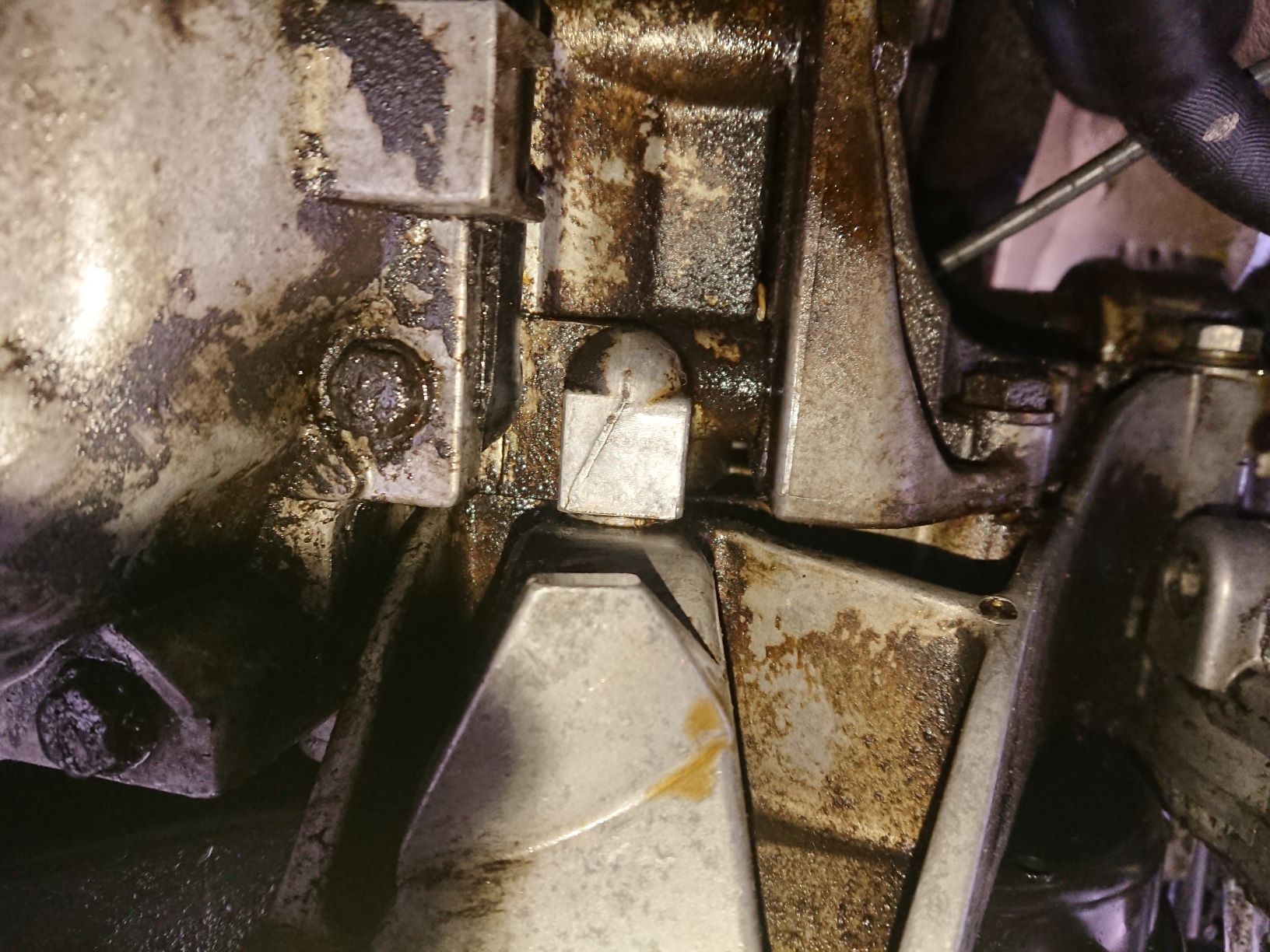 чистый квадратик гдето 2х2 см